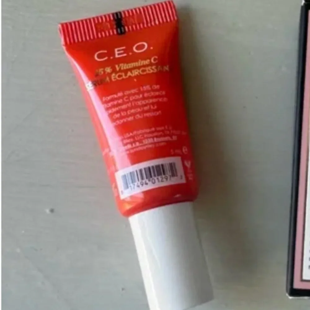 NWT Sunday Riley CEO 15% Vitamin C Brightening Serum